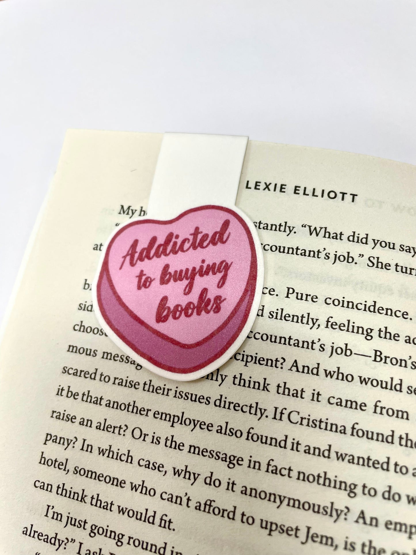Addicted to buying books magnetic bookmark